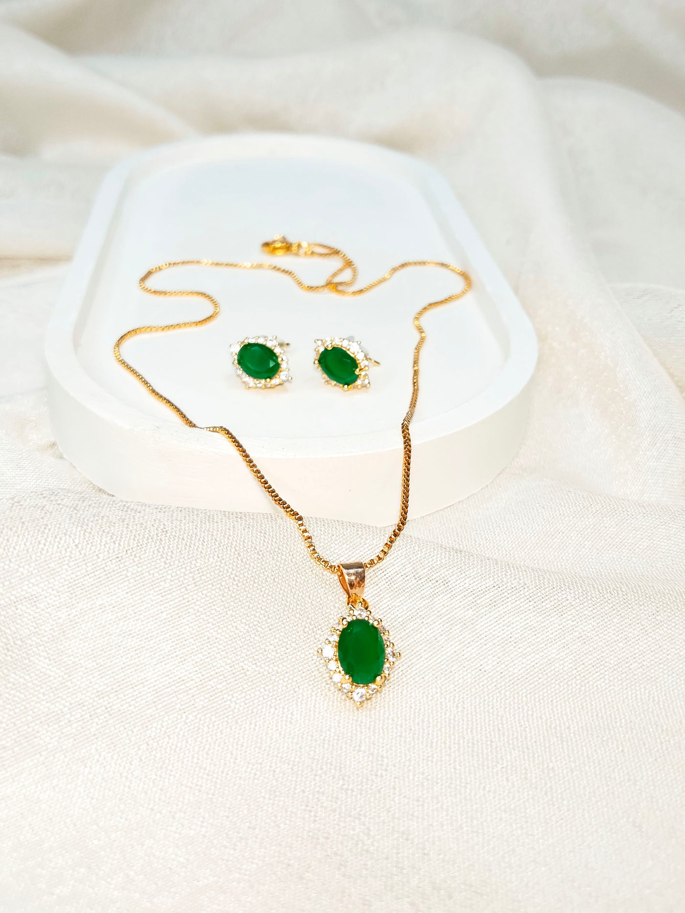 Divina Charm Set – by Elviera