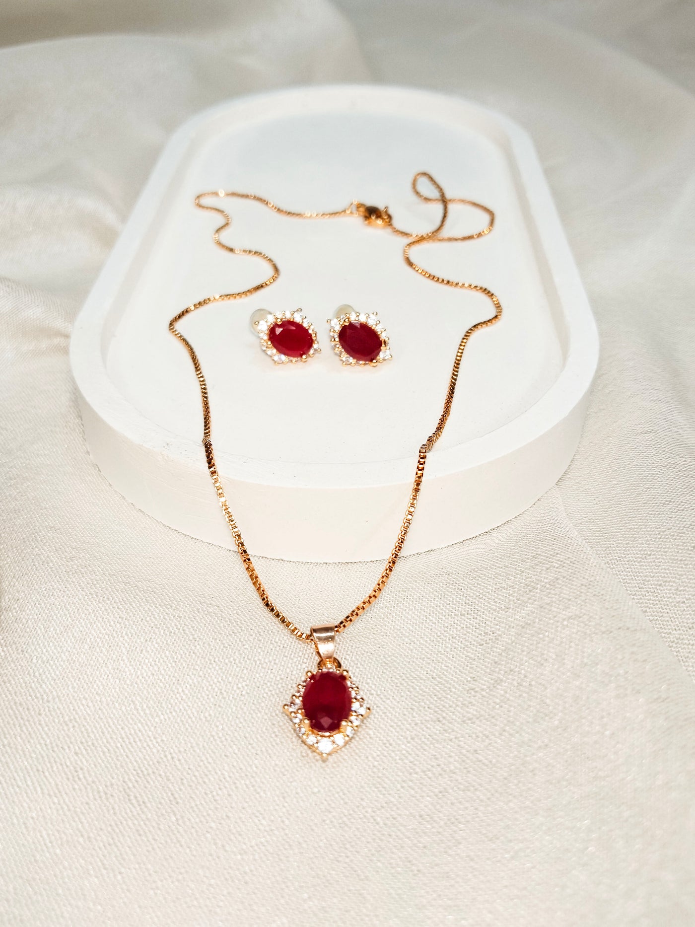 Divina Charm Set – by Elviera