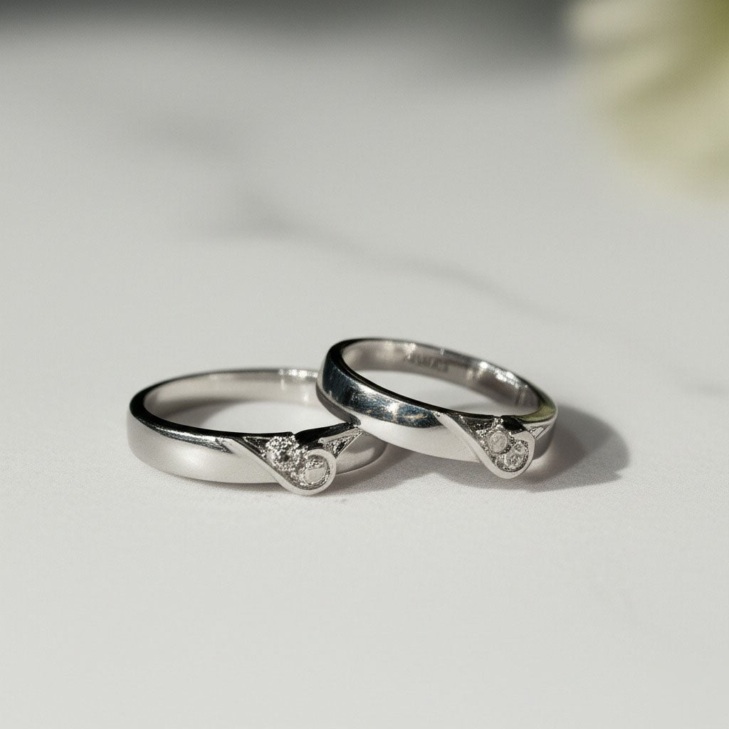 Elegant Adjustable Couple Rings – Heart-Inspired Silver Bands